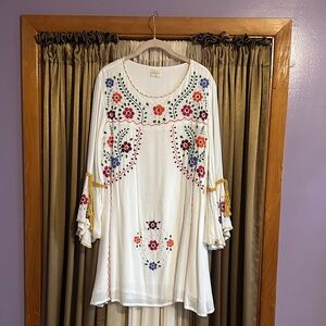 EUC Fillyboo Embroidered Floral White Dress